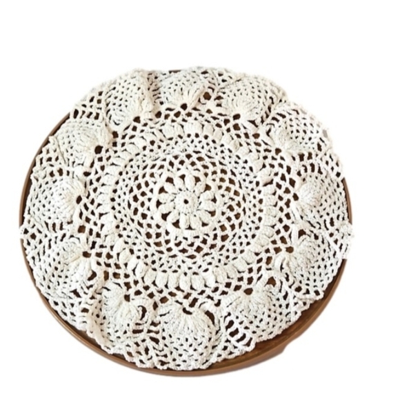 Handmade Crochet Lace Doily White Floral Round Table Mat 13" Cotton Vintage Art - Picture 1 of 17